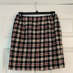 Vintage Ann Taylor Plaid Wool Miniskirt in Size 12